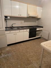 Pis en Ra gran va 62. Piso a unos metros del ayuntamiento de carballo