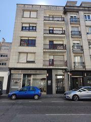 Appartamento  Rúa luis calvo 27. Inmobiliarialarcarballo@gmail.com