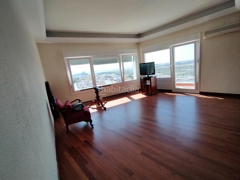 Foto 5127c5cd-4830-45cc-b53d-cf095f02320c. Location appartement dans plaza del punto 4 dans Centro Huelva