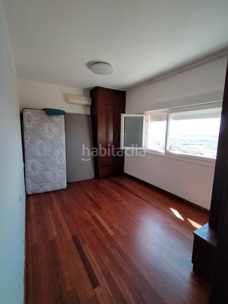 Foto e1d6da30-5693-4ea3-a8ee-ef908ad17d97. Rent flat in plaza del punto 4 in Centro Huelva