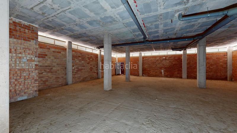 Foto ef325b4c-0188-4925-8da4-8dc8f135bf21. Local comercial local de 324m2 en palau solità i plegamans en Palau-solità i Plegamans