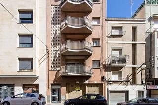 Business premise  Albeniz. Local comercial de 182 m2 en sabadell