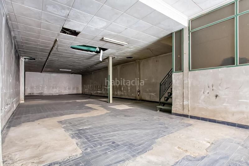 Foto a63c3e99-3e9c-48ee-b32a-84f4633c4013. Locale commerciale in Can Rull Sabadell