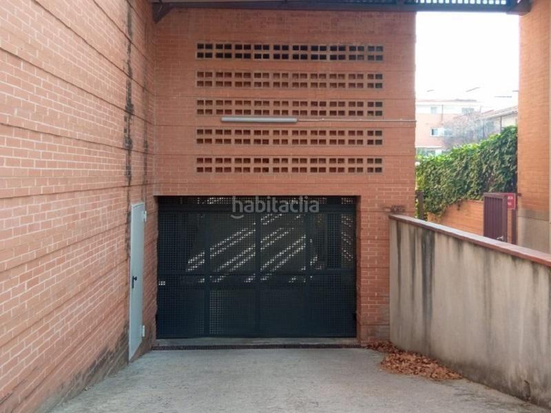 Foto 63dcb0aa-12db-4f70-bf42-a8136e2cfc2e. Parking coche plaza de parking en c la gatosa n.1 en Cerdanyola del Vallès