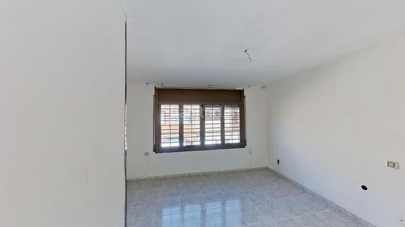 Foto f16667d4-e60a-4269-a1ff-ae7ea31f64e0. Casa adosada casa en Creu Alta Sabadell