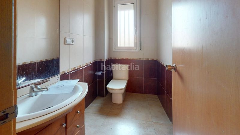 Foto 72e95da4-4d32-4de8-8254-04022682a6e8. Casa amb aparcament a Torre Baró Barcelona