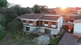 Haus  Parets a bigues. Chalet con piscina, terraza y jardín en lliçà damunt