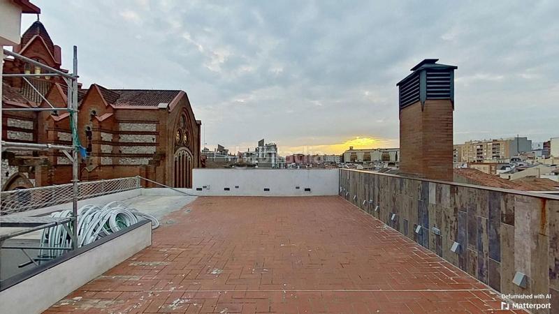 Foto 27bfe333-8c91-4bf0-9cec-b9b475d4e7fd. Edifici a Centre Sabadell