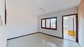 Casa adossada  Nou. Casa de 4 plantas en cl nou  sant lloren savall