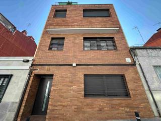 Appartement  De lurdes. Piso de 3 dormitorios y 2 baños en can rull sabadell