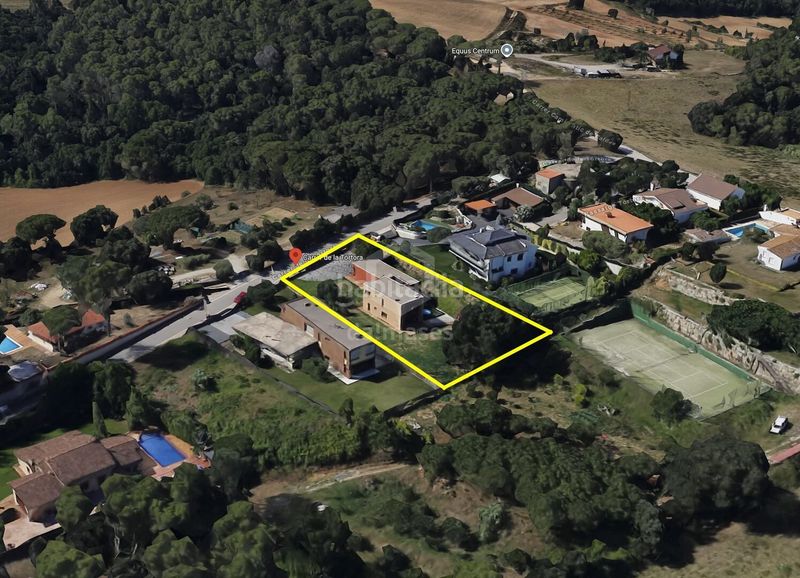 Foto deb4320d-40d1-40ef-9473-33923c0f2fb7. Casa a Lliçà d´Amunt