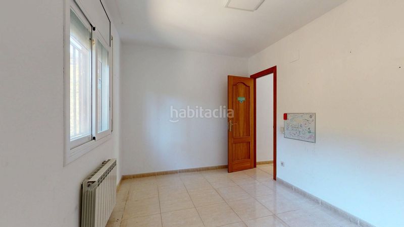 Foto 03a5ce35-4459-407a-b474-ef1edbdaa172. Casa amb aparcament a Llinars del Vallès