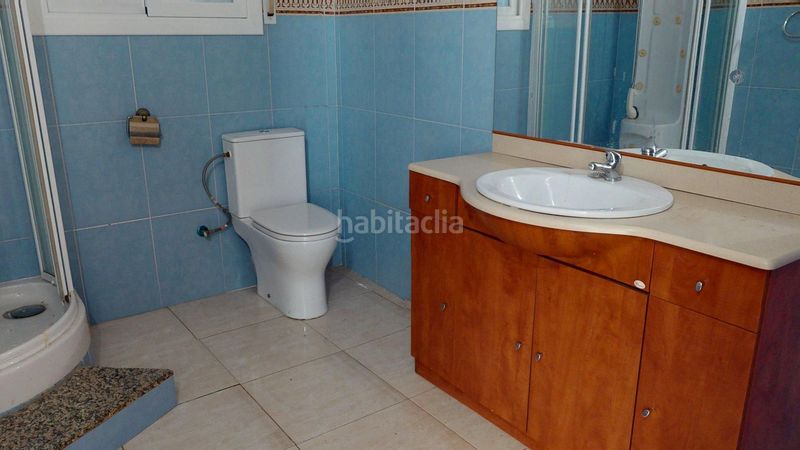 Foto 584fcde8-9636-4789-8e4f-f24e6f92c424. Casa amb aparcament a Llinars del Vallès