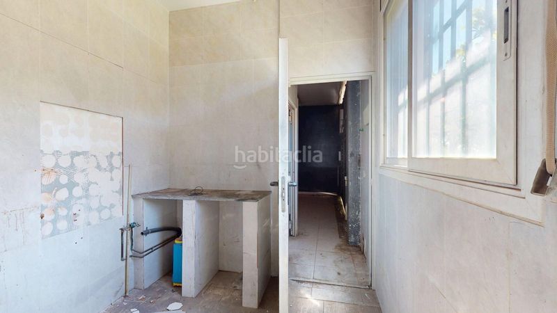 Foto 777514c1-dc3e-42dc-bd6d-38f90e224734. Casa amb aparcament a Llinars del Vallès