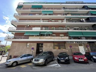 Etagenwohnung  Colombia. Piso en calle colombia  granollers