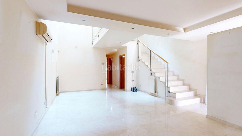 Foto 781d0a4e-abb5-4671-ad22-4056f80b827a. Casa adossada amb calefacció aparcament piscina a Sant Andreu de Llavaneres