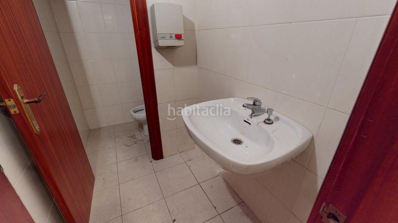 Foto ed60b456-b003-4221-93ae-64f4d7a9bbed. Local comercial a Centre Sant Joan Despí