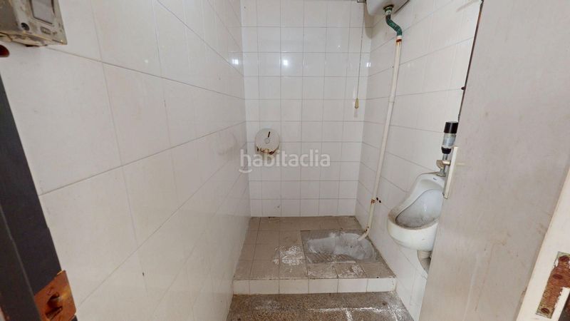 Foto f5a37541-869b-418d-99fd-6ab9c6c7d731. Local comercial a Centre Sant Joan Despí