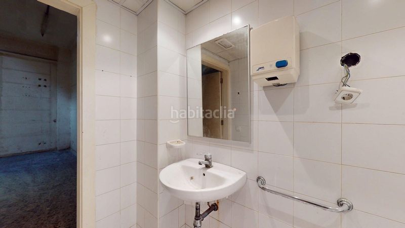 Foto 496b6b37-26bb-4677-9138-16c116856800. Local comercial a Estruch-Eixample Prat de Llobregat (El)