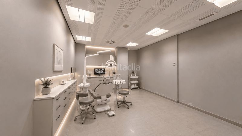 Foto 84cad795-afe1-4b80-b883-dae601e8d537. Local comercial a Estruch-Eixample Prat de Llobregat (El)