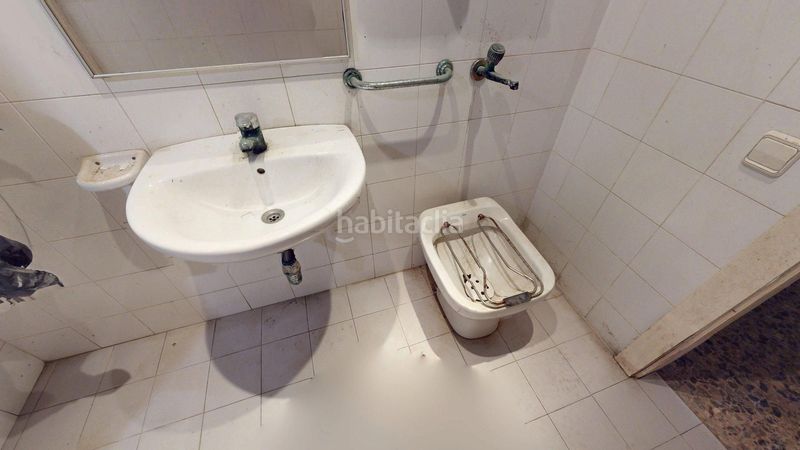 Foto bf69e674-eace-4951-a883-efa08839f754. Local comercial a Estruch-Eixample Prat de Llobregat (El)