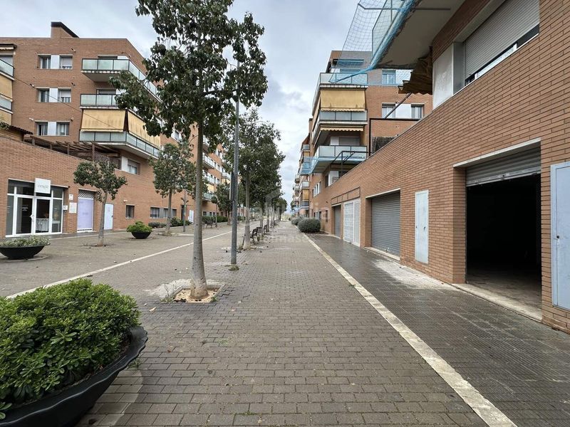 Foto 47b19514-ef11-4a41-bfe2-3920c924cc64. Local comercial a Abrera