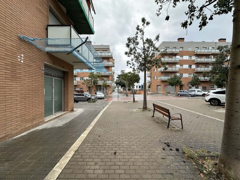 Foto f485d618-5f95-4363-850f-6f36ad1120e4. Local comercial a Abrera
