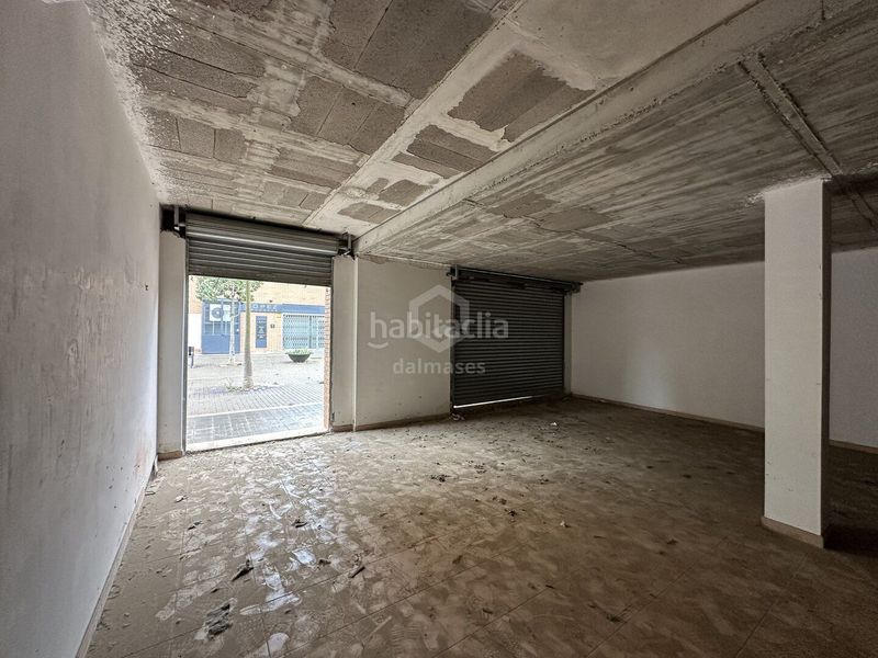 Foto fccd8700-a8c7-457f-98a4-a2f072633f24. Local comercial a Abrera