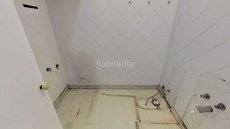 Foto 652216ef-6417-4a46-8b13-9ca1014cf43d. Casa adossada amb aparcament a Centre Prat de Llobregat (El)