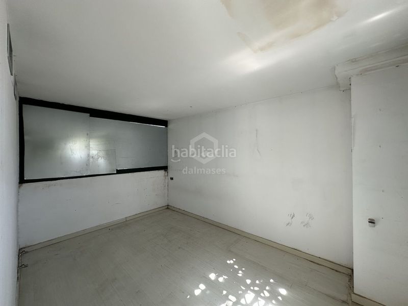 Foto 8563c635-8751-4286-b3da-39ed2c8cd2bc. Casa adossada amb aparcament a Centre Prat de Llobregat (El)