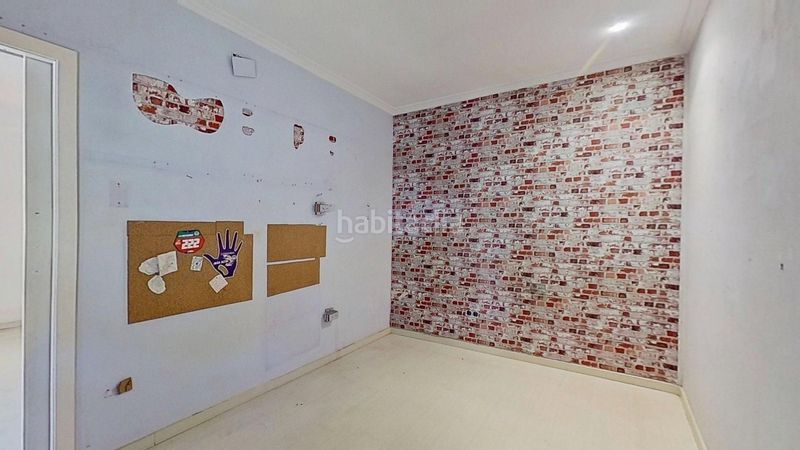 Foto 864ea7a2-68d4-4485-afb9-b0fa27b780aa. Casa adossada amb aparcament a Centre Prat de Llobregat (El)