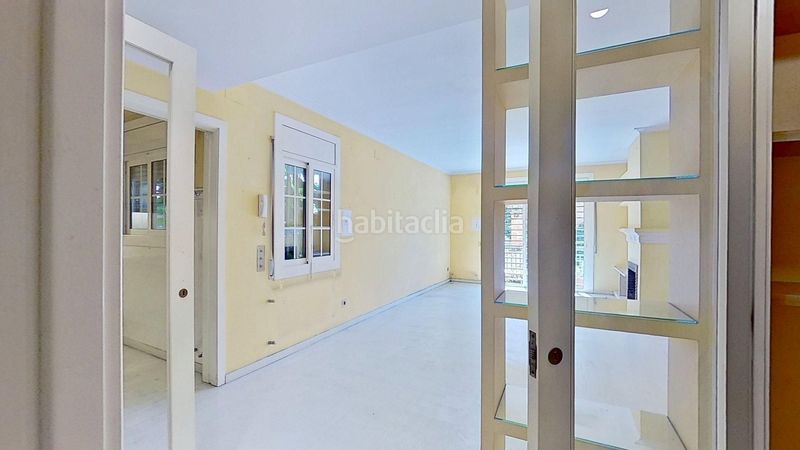 Foto 99e4e8af-f0b3-4acb-adda-f6fe4aff2d7e. Casa adossada amb aparcament a Centre Prat de Llobregat (El)