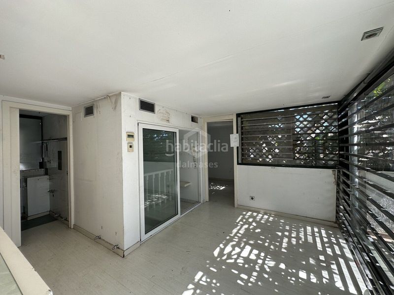 Foto a2f6948b-04b4-4d3b-8ee9-ad99682bdca6. Casa adossada amb aparcament a Centre Prat de Llobregat (El)