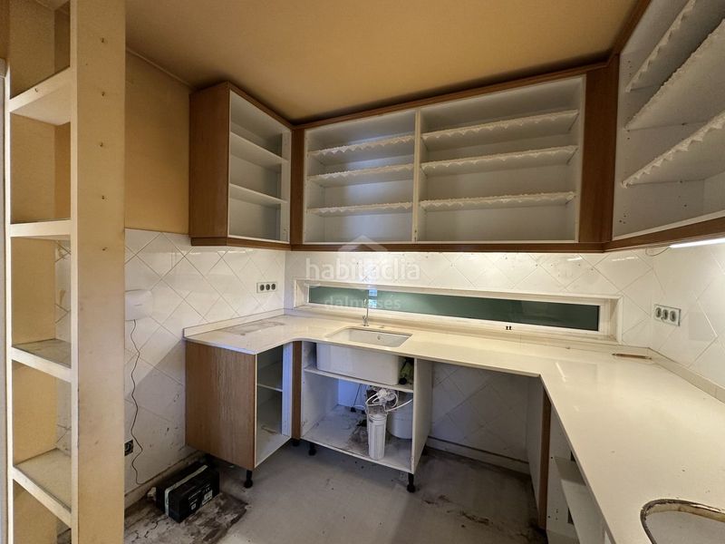 Foto c81de7ed-4a0a-405e-9126-c717cb2dffbd. Casa adossada amb aparcament a Centre Prat de Llobregat (El)