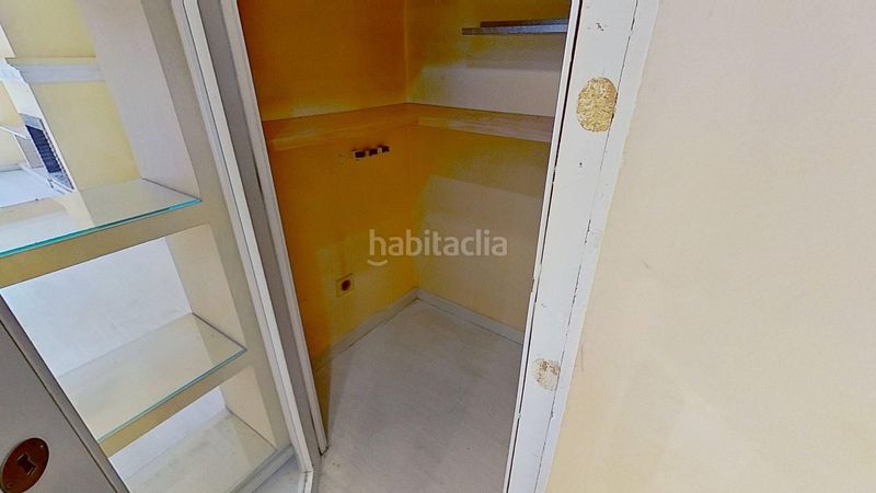 Foto f7e19767-a91f-46b1-862e-dcbb8d0bd9f3. Casa adossada amb aparcament a Centre Prat de Llobregat (El)