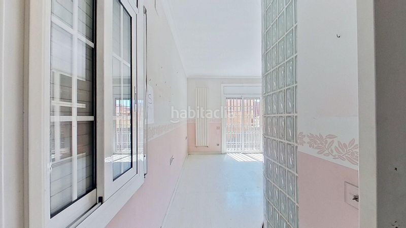 Foto f9b0781e-175e-4f4d-b0e1-314501acbeec. Casa adossada amb aparcament a Centre Prat de Llobregat (El)