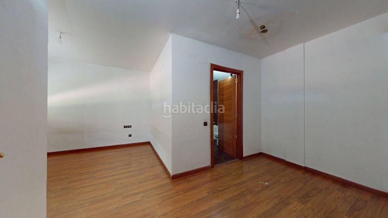Foto 3700225f-17f6-4b6b-b3ae-48a0b71d4e6c. Casa amb aparcament a Vilanova del Vallès