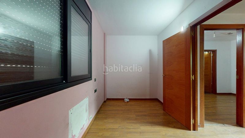Foto 4e19dc63-a985-4af6-8401-7c731c896cdc. Casa amb aparcament a Vilanova del Vallès