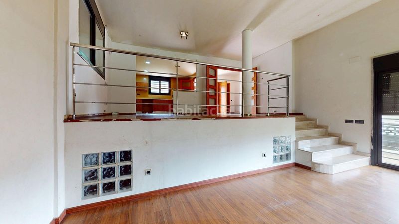 Foto b2ff0fd6-c9f3-4d56-a7e4-37665a5f18c3. Casa amb aparcament a Vilanova del Vallès