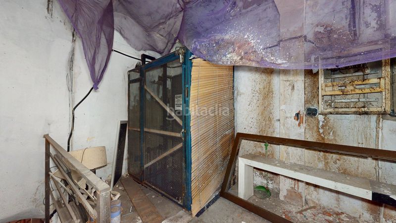 Foto f1af7258-1504-43b5-a809-e34568a508ea. Local comercial a Putget - Farró Barcelona