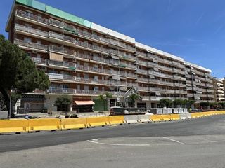 Pis  L´eramprunyà. Piso en avenida eramprunya  gavà