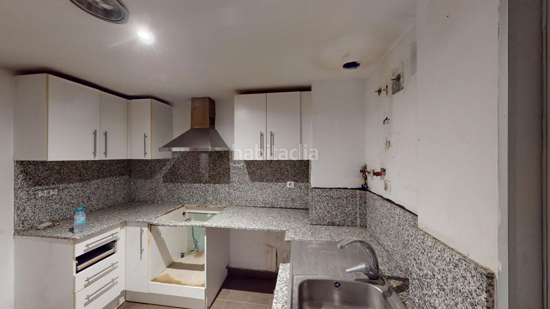 Foto bfbfd273-7114-49bb-b6c2-586d6122a95e. Duplex in Mercat Rubí