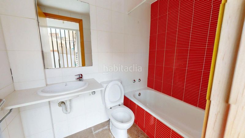 Foto d50bb042-d0ab-41c8-a87c-fa9c305f90e5. Dúplex a Mercat Rubí