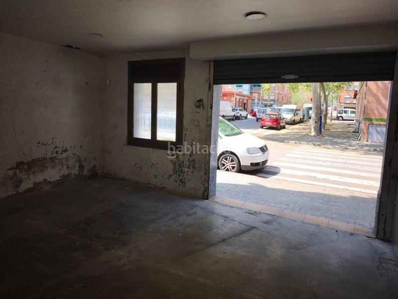 Foto 7ba101fe-991e-4f33-8ee4-99941b791c26. Local comercial a Can Puiggener Sabadell