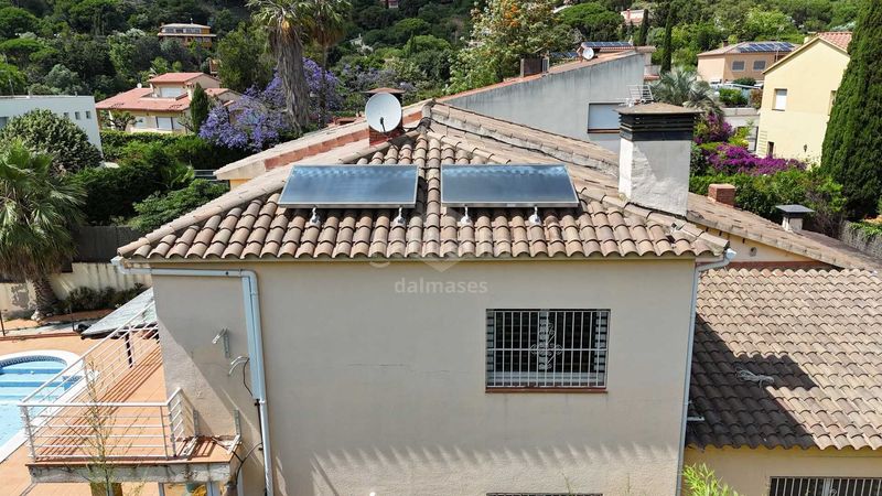 Foto 66a96668-f7c9-4626-b83e-9fd52e5c31c0. Casa amb calefacció piscina a Cabrera de Mar
