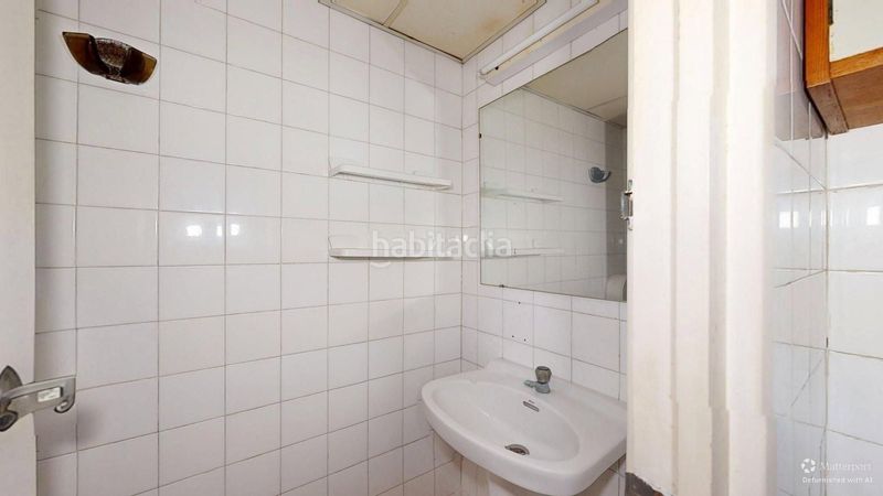 Foto 1d2636c6-22cc-4897-8e06-dfbaab9eee94. Local comercial a Sant Martí de Provençals Barcelona