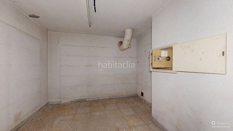 Foto ea4be6f7-5501-4fb4-8827-8c9bf2e59a39. Local comercial a Sant Martí de Provençals Barcelona