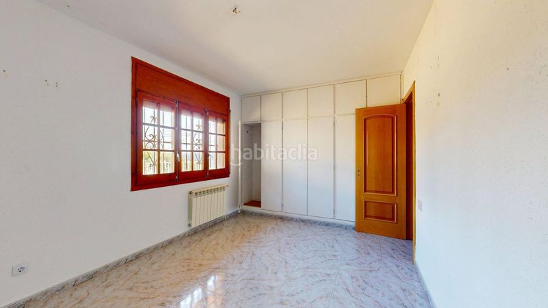 Foto 219f9d4b-1781-4072-b298-1e6e7cbf39ac. Casa amb calefacció aparcament a Vilanova del Vallès