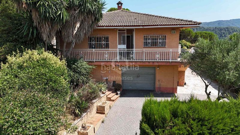 Foto 75f4be9b-5dc1-4f21-9108-c0ea4751ffaf. Casa amb calefacció aparcament a Vilanova del Vallès