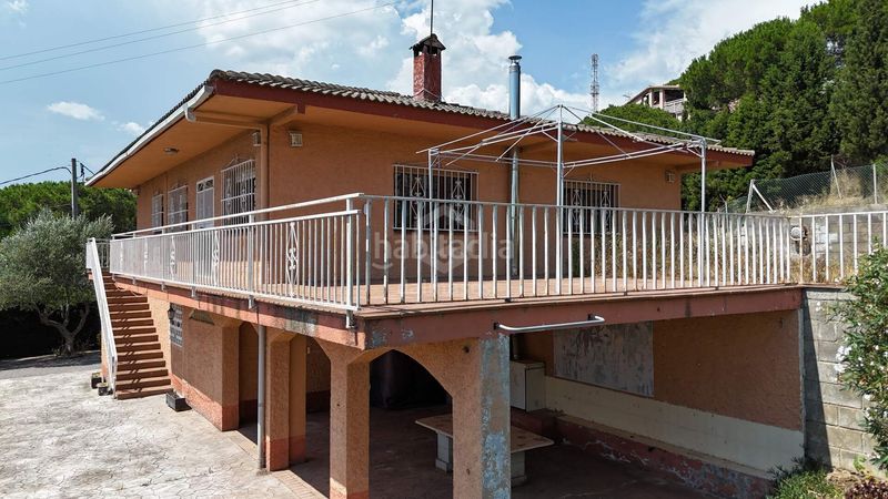 Foto bf9df435-9793-4e94-b960-8d6be8f6d3d9. Casa amb calefacció aparcament a Vilanova del Vallès